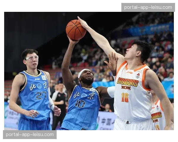 【2026年4月CBA联赛·赛后·述评评论：季后赛边缘球队稳定性不足，年轻球员成长需交学费