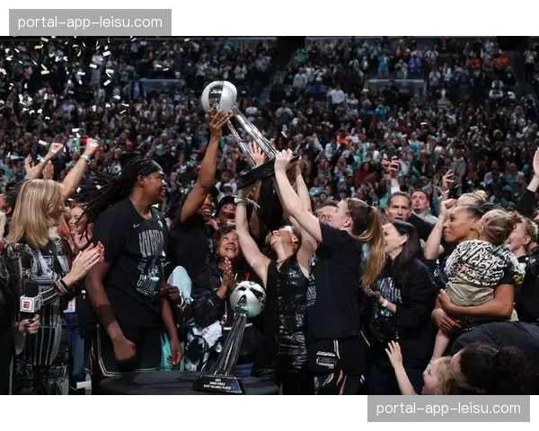 季前赛揭幕：纽约自由人87-78战胜康涅狄格太阳