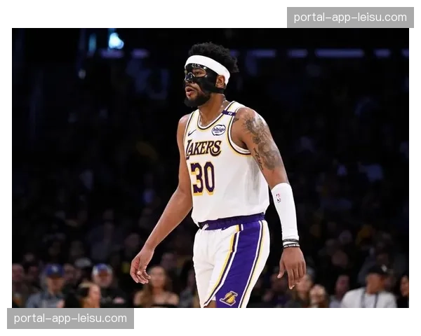 凯尔西·普拉姆降薪续约火花：为球队提供财务灵活性